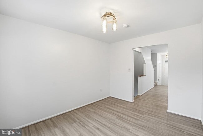 Building Photo - 10718 Kitchener Ct