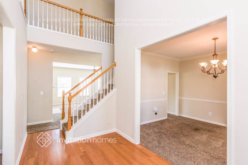 Building Photo - 75 Monarch Way