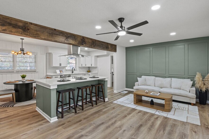 Building Photo - 2378 Green Forrest Dr