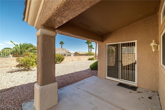 Building Photo - 10416 W Linfield Pl