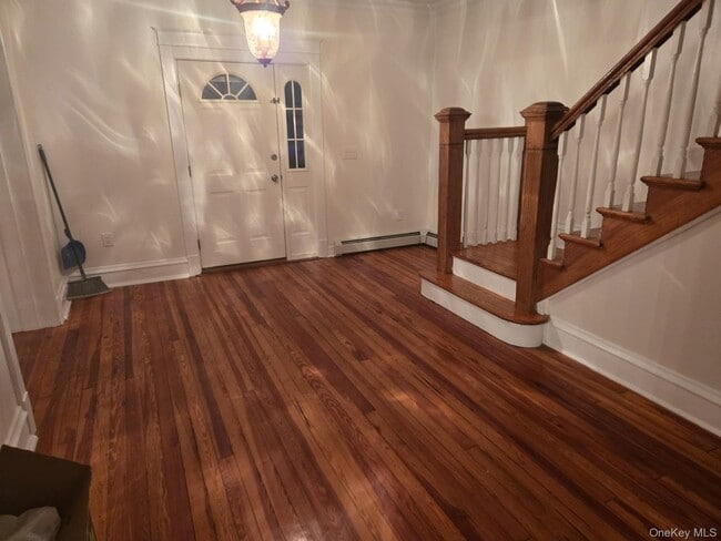 Building Photo - 665 NY-32