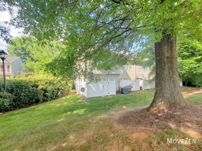 Building Photo - 8955 Gerren Ct
