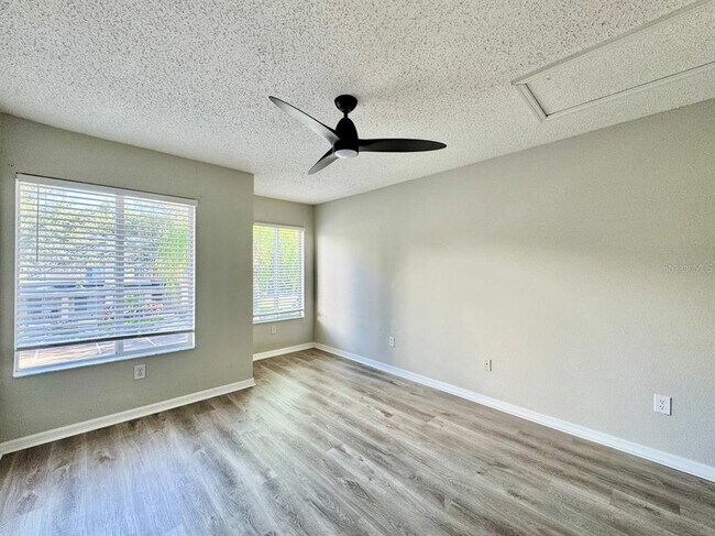 Building Photo - 10823 Brickside Ct
