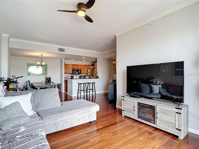 Building Photo - 700 S Harbour Island Blvd