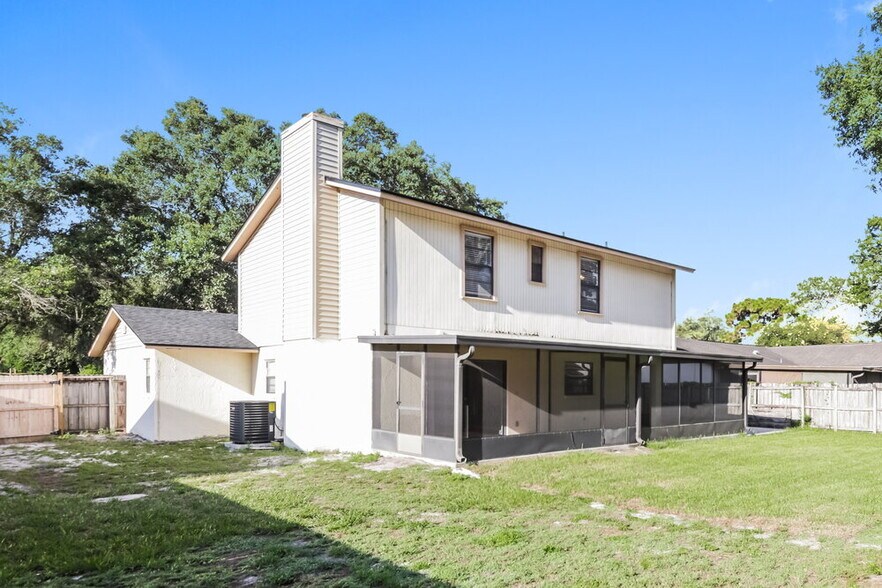Building Photo - 1206 Letona Ln
