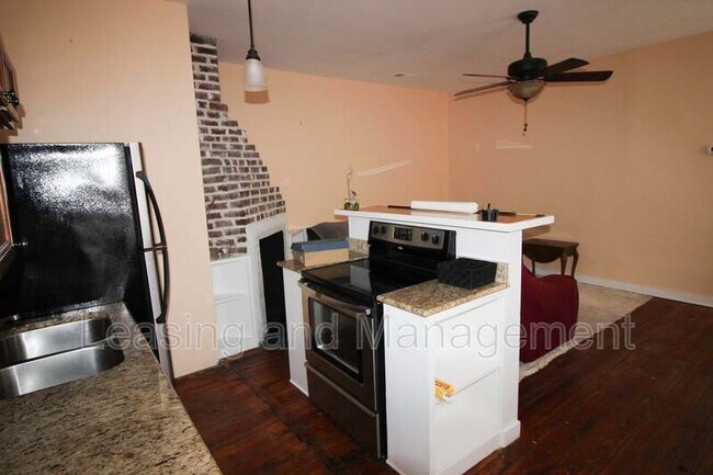 Building Photo - 59 Hanover St