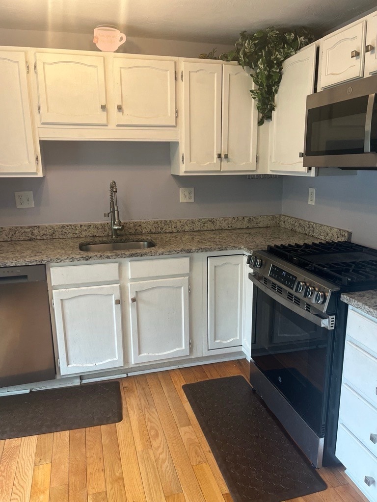 Kitchen - 37 Pinecrest Vlg