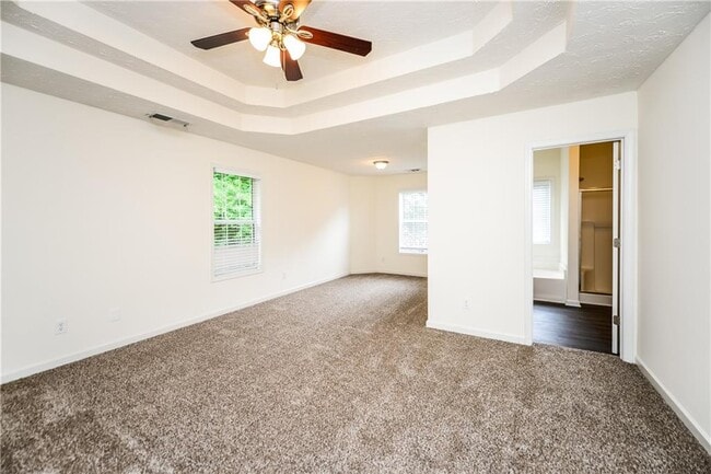 Building Photo - 805 Lewis Ridge Cir