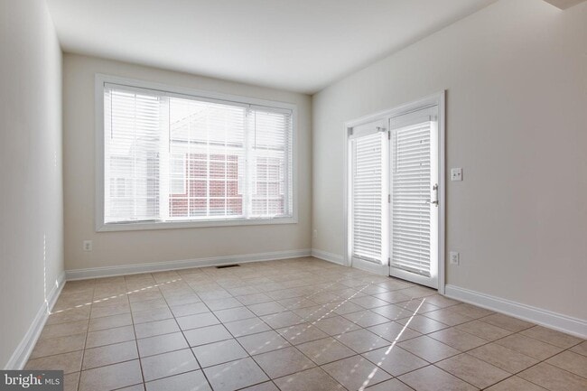 Building Photo - 7757 Crystal Brook Way