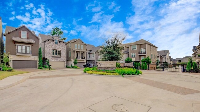 Building Photo - 1130 Shepherd Oaks Dr