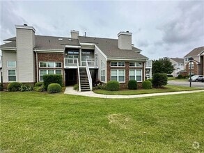 Building Photo - 4044 Laurel Green Cir