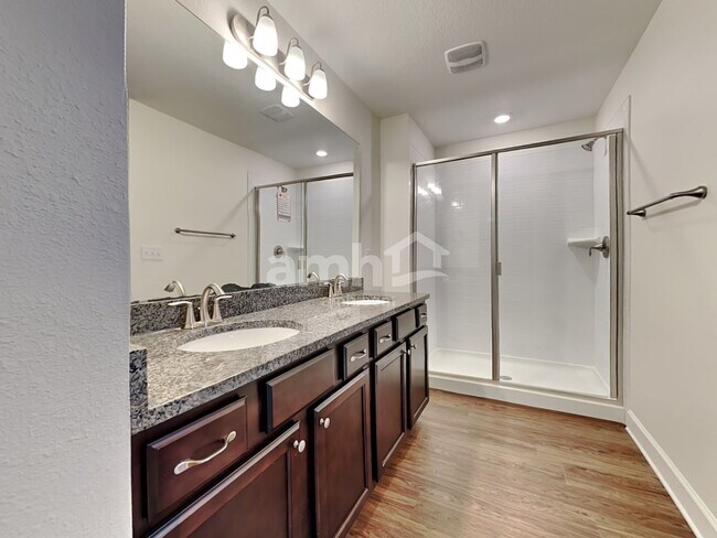 Building Photo - 8547 Highfield Ave