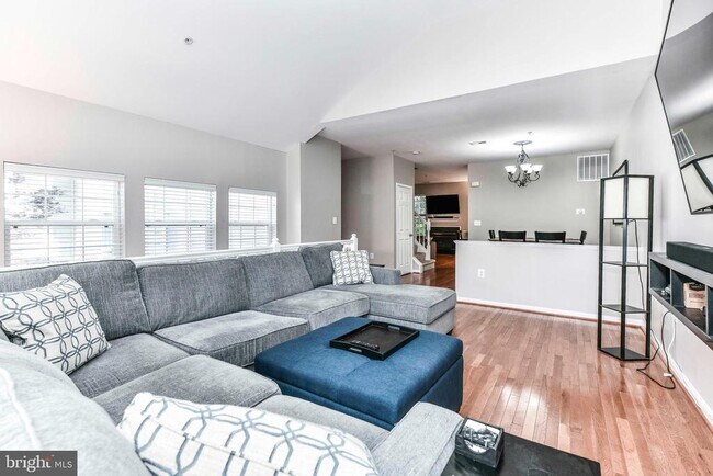 Building Photo - 11400 Windleaf Ct