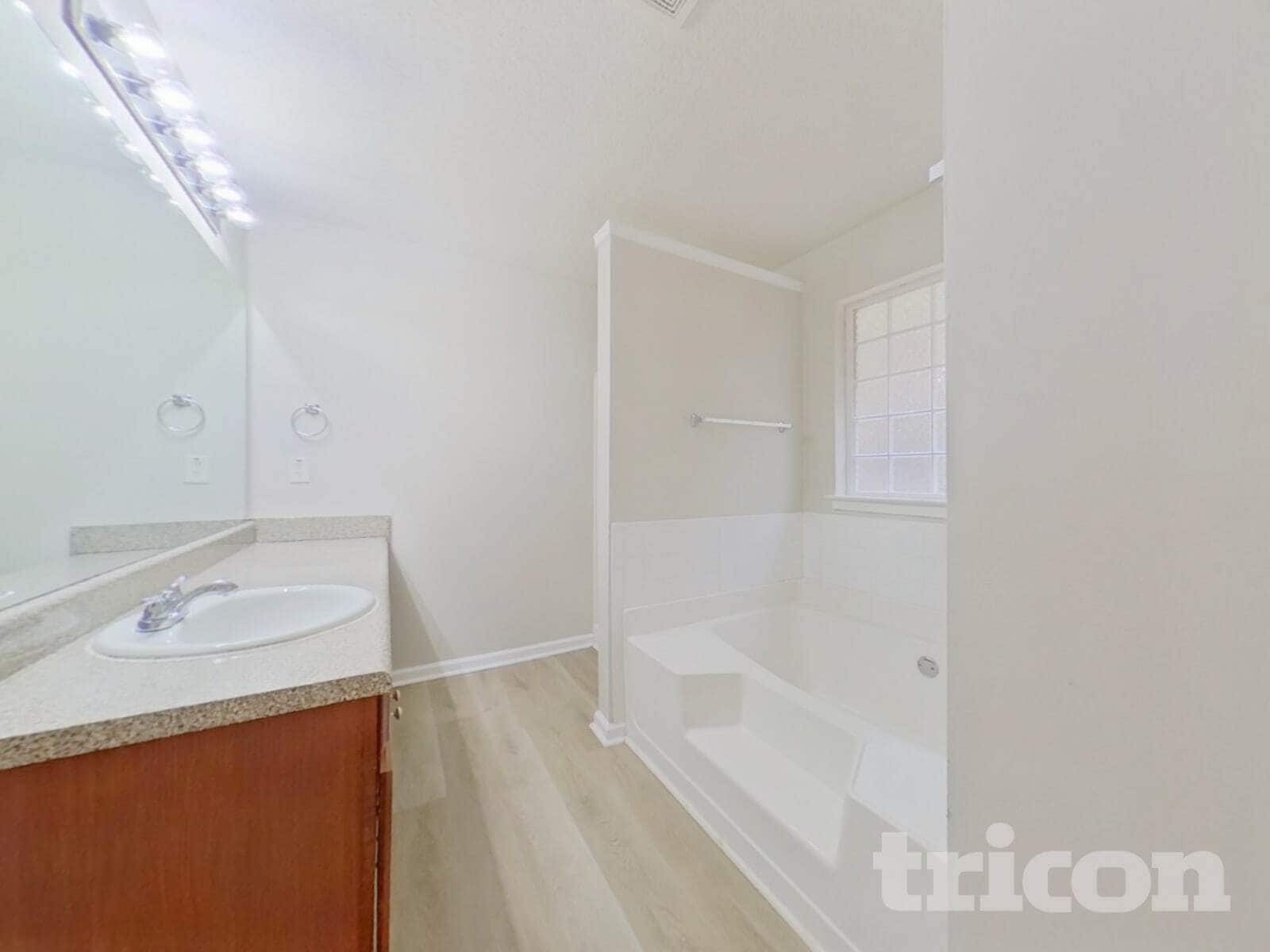 Building Photo - 4206 Arnolds Mill Overpass