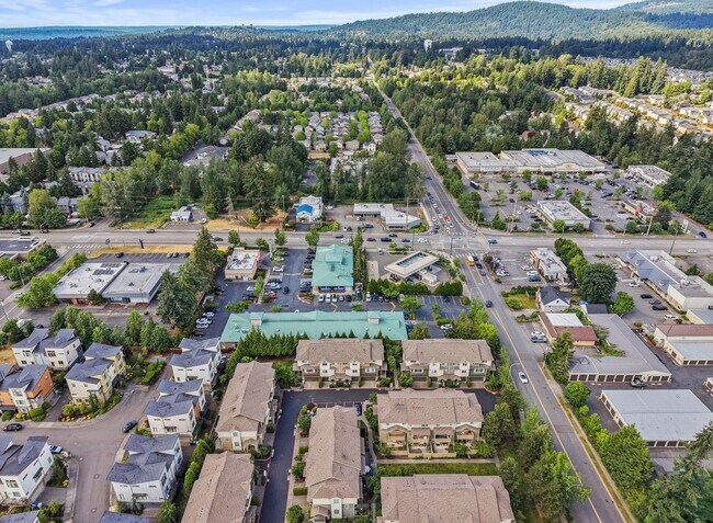 Building Photo - 4Bd/2.5Ba Renton Townhome