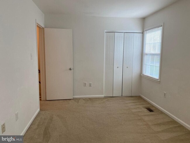 Building Photo - 6322 Draco St