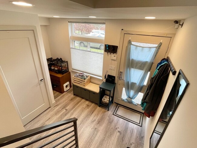 Building Photo - 4 Star Green Built 2-Bedroom, 2-Bath Townhome