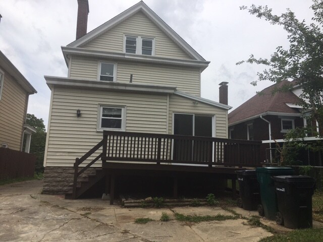 Building Photo - 626 Trenton Ave