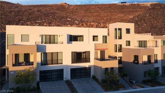 Building Photo - 446 Tranquil Peak Ct