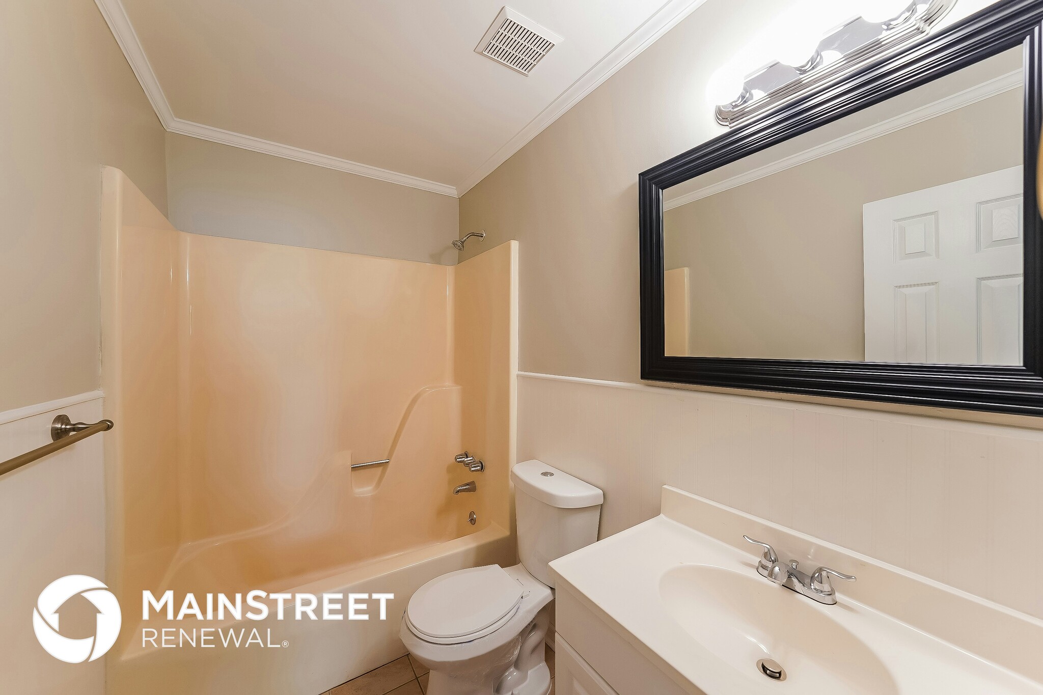 Building Photo - 5140 Willow Ridge Dr