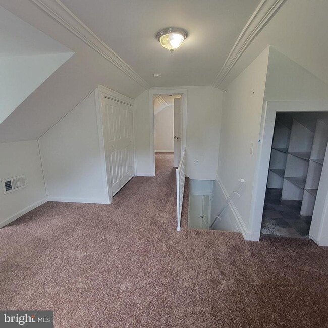 Building Photo - 13300 Williams Dr