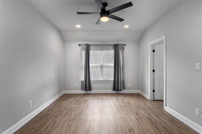 Building Photo - 457 Red Matador Ln