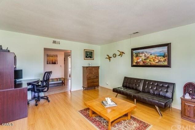 Building Photo - 410 N Canyon Blvd
