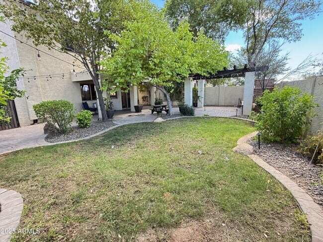 Building Photo - 21550 N 120th Ln