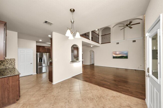 Building Photo - 5038 Gold Haven Dr