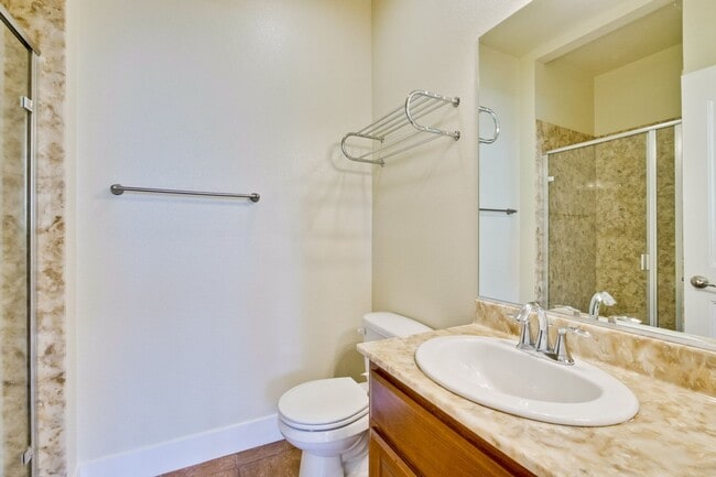 Building Photo - Amazing 3 Bed, 3 Bath Home in Sunnyvale near Seven Seas Park