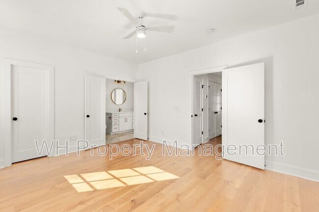 Building Photo - 500 Hobson Chapel Pl