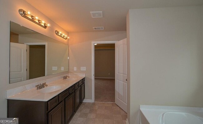 Building Photo - 313 Woodson Way