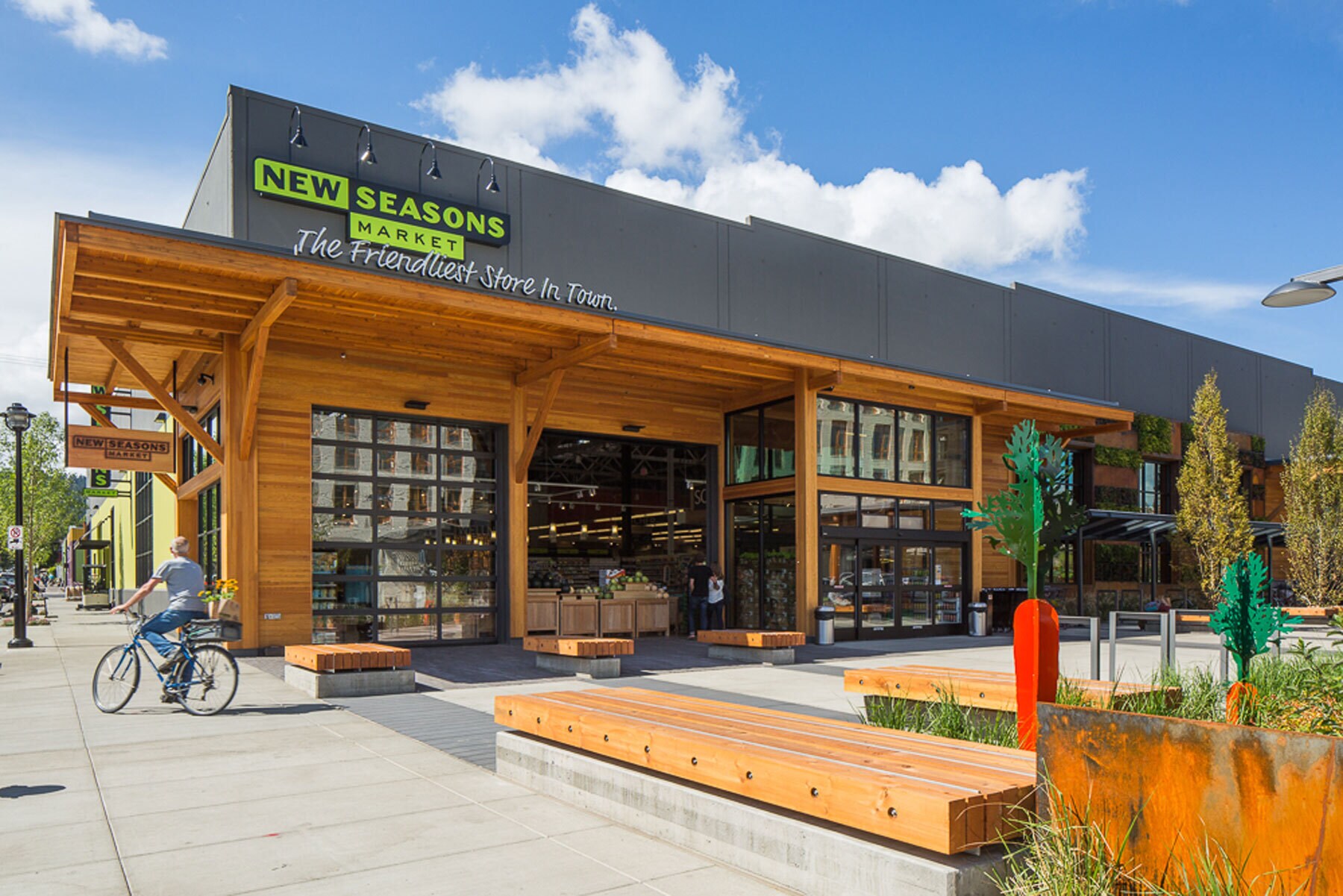 Building Photo - 2387 NW Thurman St