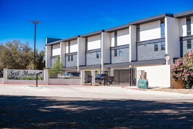 Building Photo - 8120 Stillmeadow Ct