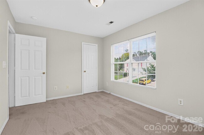 Building Photo - 9107 Newfield St