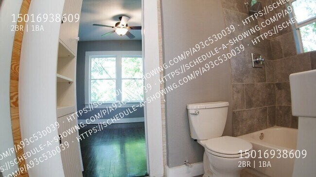 Building Photo - 2707 Truxillo St