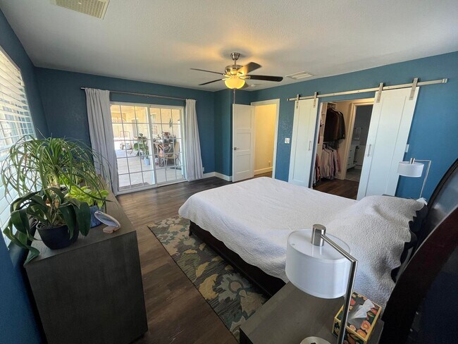 Building Photo - ****Move In Special**** $300 off 1st Month...