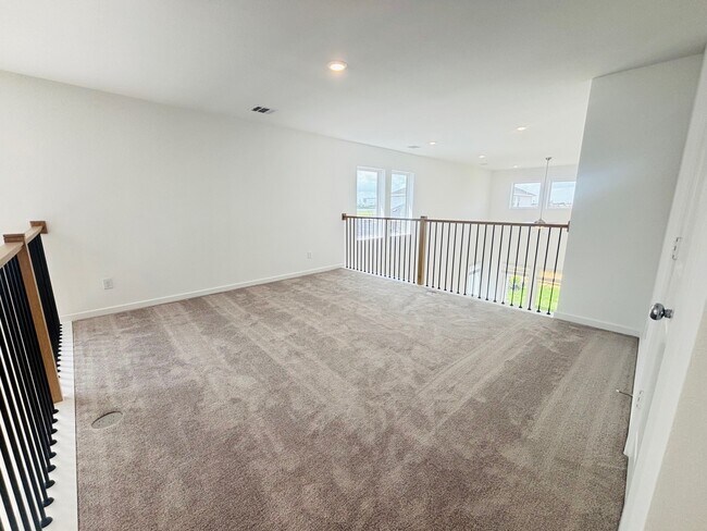 Building Photo - 9714 Periwinkle Chase Dr