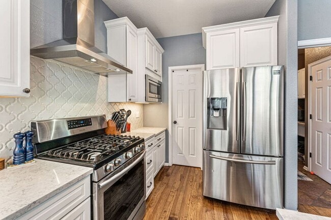 Building Photo - 4172 S Deframe Ct