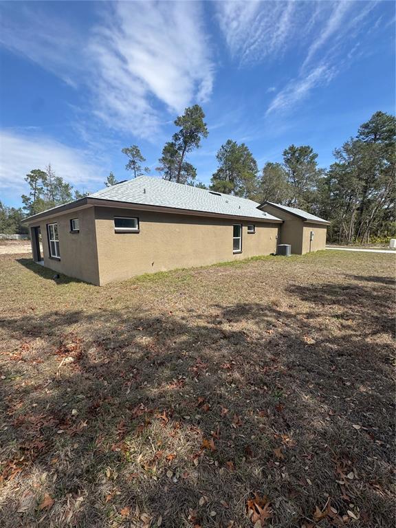 Building Photo - 8448 Balm St