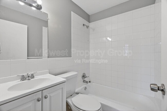 Building Photo - 1455 Redman Blvd