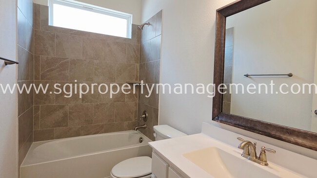 Building Photo - 7703 Coronado Dr