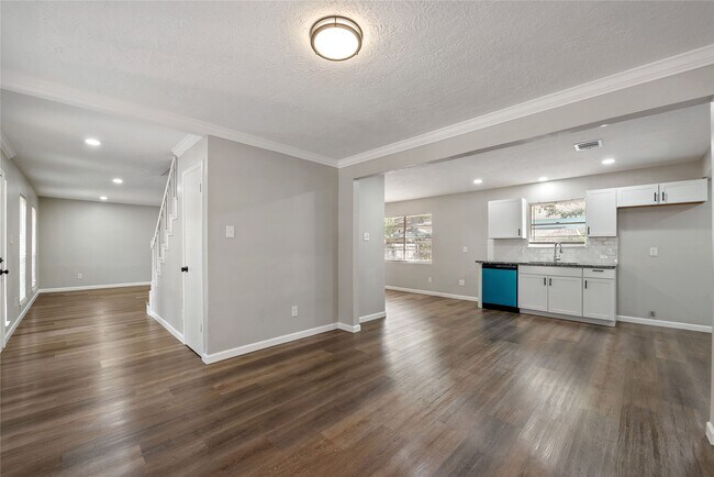 Building Photo - 12731 Retreat Trail