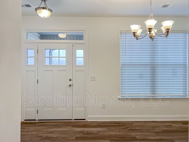 Building Photo - 508 Dottie Ct