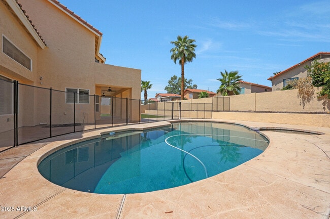Building Photo - 8830 E Carol Way