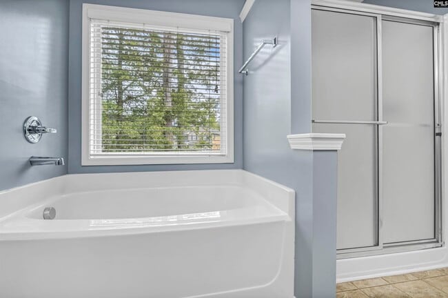 Building Photo - 248 Knight Valley Cir