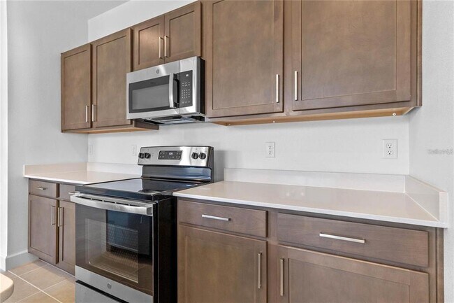 Building Photo - 1345 Captiva Cv