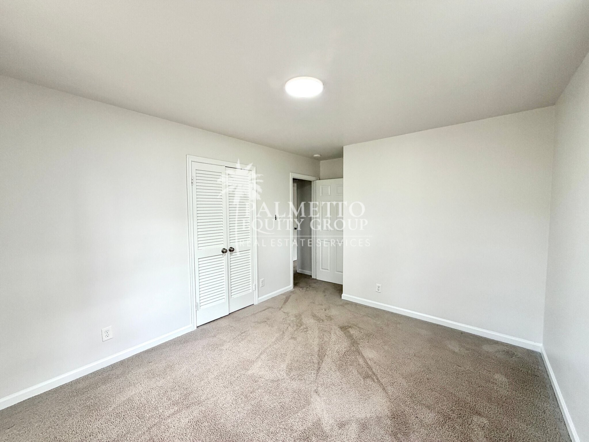 Building Photo - 2210 Waynick St