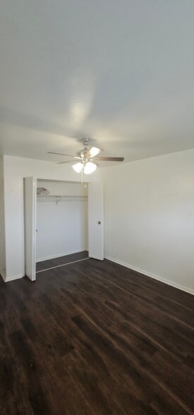 Building Photo - 819 N 70th St