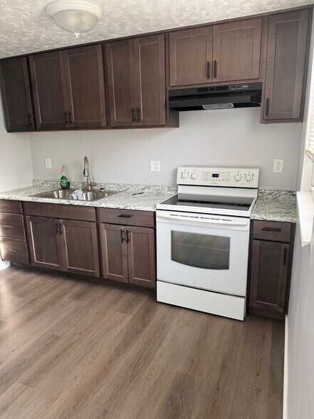 Building Photo - 110 Aleshire Farm Cir